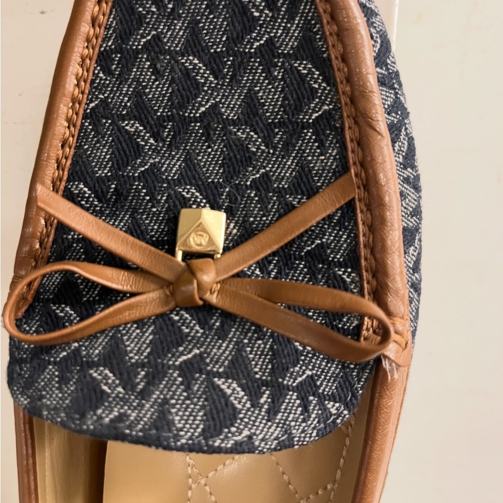 Black Friday NEW Michael Kors  BLACK & GREY, tan leather Juliette Flats. Size 8. - Picture 5 of 13